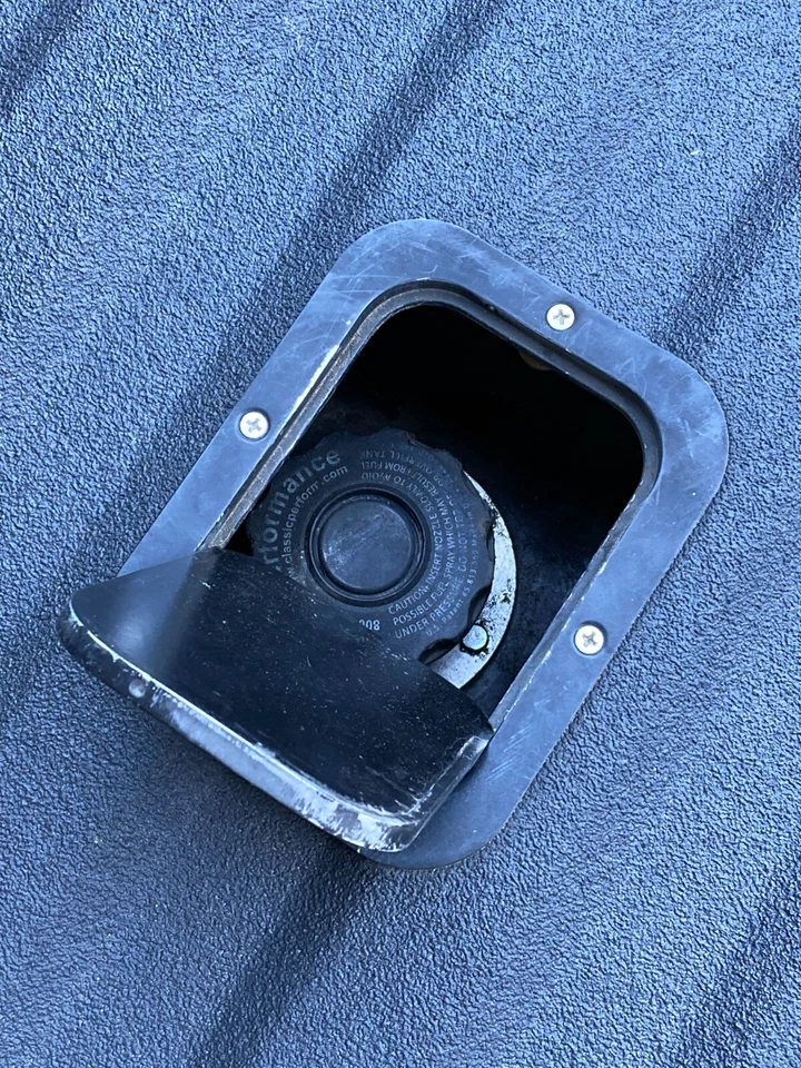 1948-56 FORD F100 F1 F-1 F-100 CHROME ALUMINUM GAS TANK ACCESS DOOR FUEL FILLER Foto 4 de 4