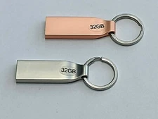 Key Chain USB Flash Drive - 2.0 - unbranded - Gold or Silver -   8GB / 32GB