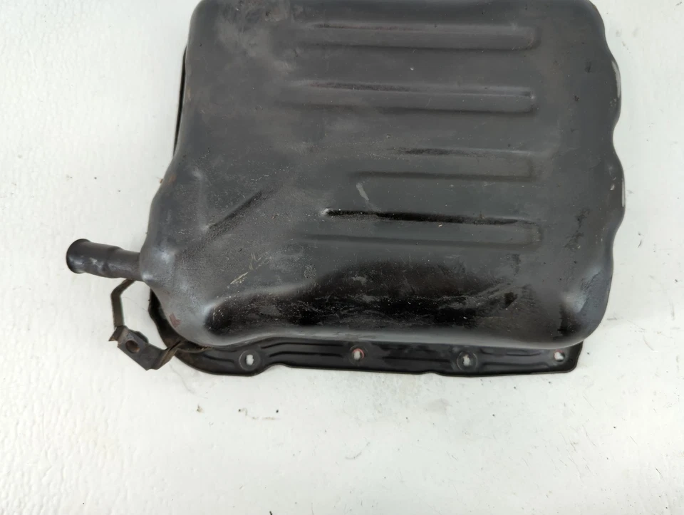 2000-2005 Mitsubishi Eclipse Engine Oil Pan V29DB - Image 3 of 4
