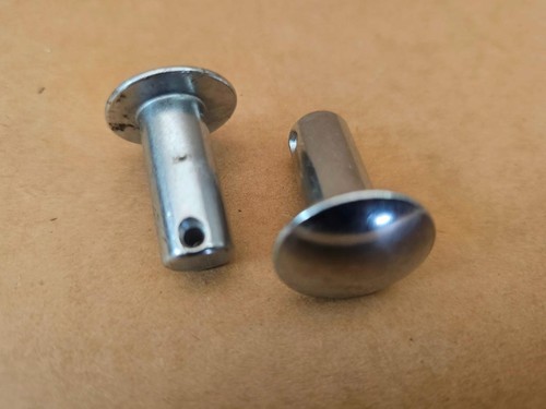 2 Clevis Pins Pin 1 1/8" long .375" diameter, top is .86" Chrome plated NOS