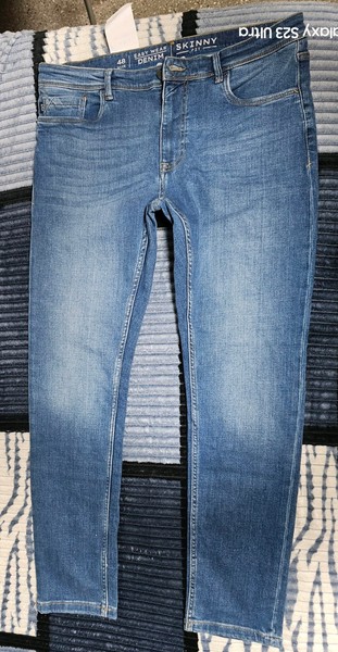 Jeans Easy Wear skinny fit denim talla 48 nuevos con etiqueta