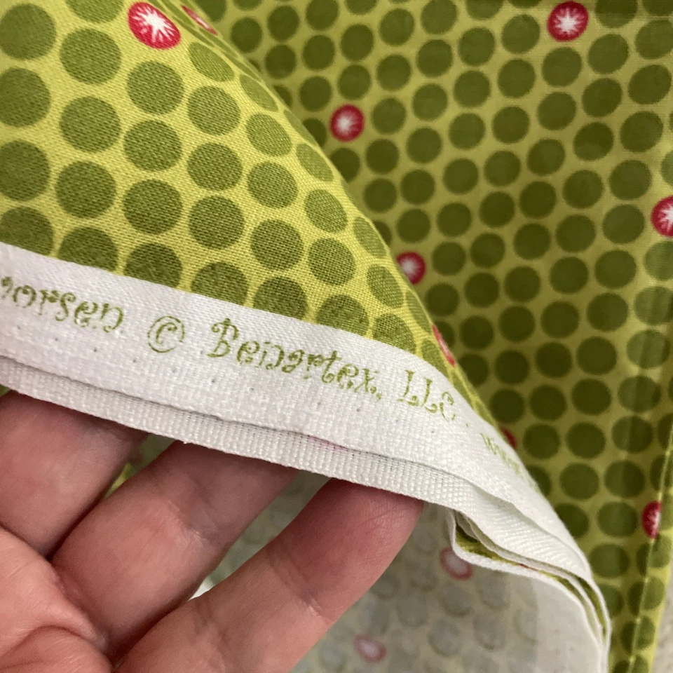 Nancy Halvorsen Christmas Pure & Simple Benartex #4385 Cotton Fabric 60” By WOF - Image 4 of 4