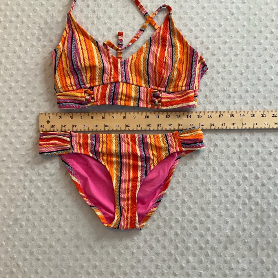 Conjunto de Bikini Jessica Simpson Multicolor Cruzado Grande Parte Superior Mediana Parte Inferior Foto 4 de 4