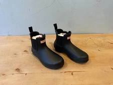 NWOT/B Hunter Chelsea Rain Boot , Black , Sz US 7