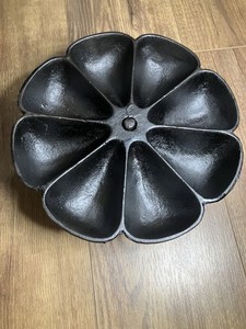 Antique Cast Iron Rotating Cobbler’s Nail Caddy Star Nail Cup, Restored
