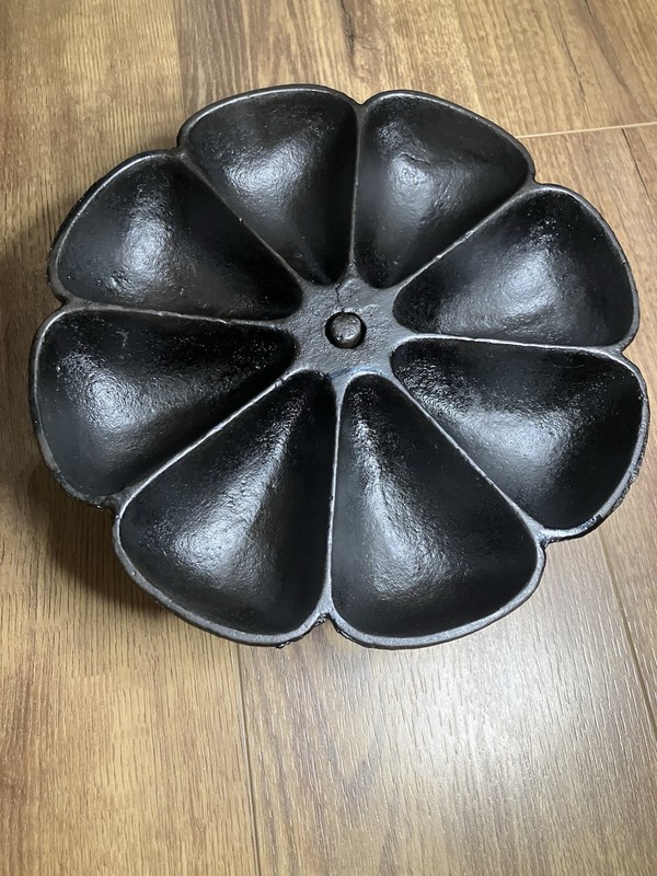 Antique Cast Iron Rotating Cobbler’s Nail Caddy Star Nail Cup, Restored