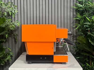 LA MARZOCCO LINEA CLASSIC 3 GROUP ESPRESSO COFFEE MACHINE BURNT