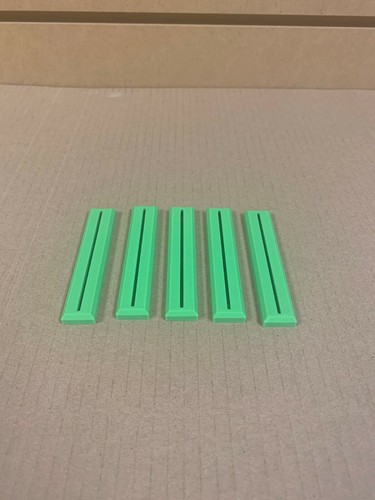(5 Confezione) Supporto Display Carte Pokémon per Toploader Ultra Pro Regolari 3x4 - Foto 34 di 40