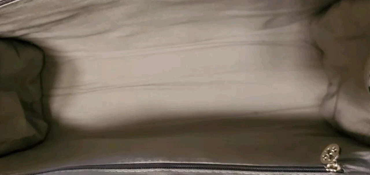 BORSA TOTE TORY BURCH TORY ARGENTO VERNICIATO A SPECCHIO FINITURA MULTICOLORE TELA SECUC