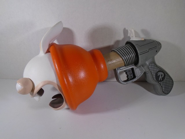 2014 UBISOFT--RAVING RABBIDS--SUPER PLUNGER BLASTER (LOOK) | eBay