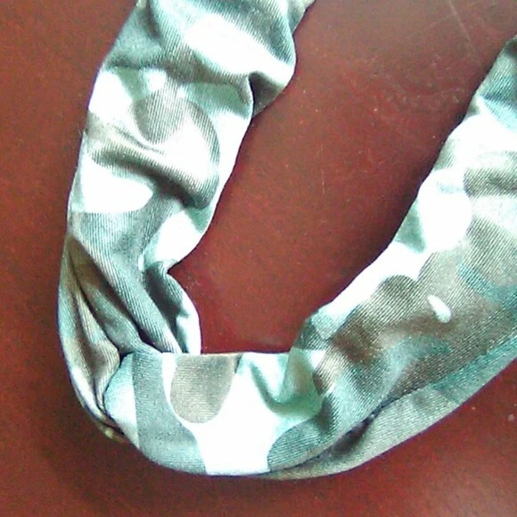 Envoltura de cabeza de camuflaje Justice. Nuevo con etiquetas Foto 4 de 4