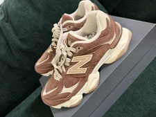Women’s New Balance 9060 Brown/Grey Size 7