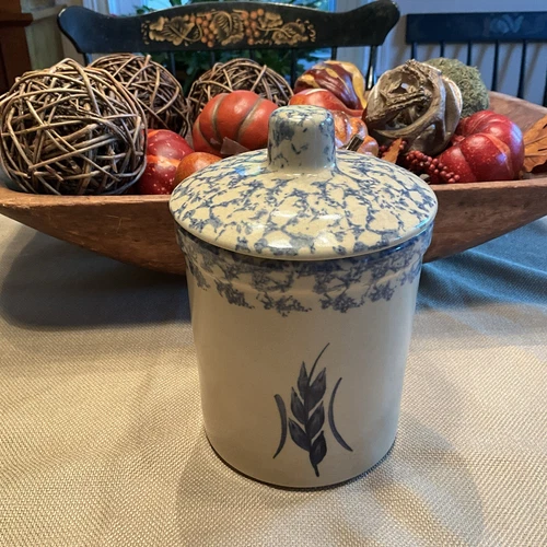 Vtg Robinson Ransbottom Blue Spongeware Wheat Crock w/ Lid Roseville 1 Qt OH USA