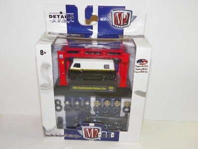 M2 Machines Model Kits 1965 Ford Econoline Delivery Van black/white R09 16-10