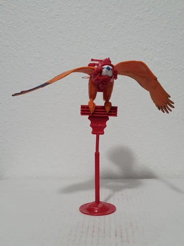 1972 He-Man MOTU Zoar & Accessories  With Working Wings Vintage Action Figure