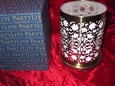 Neu! PartyLite Windlicht Goldene Blätter P92594 + PartyLite Teelicht