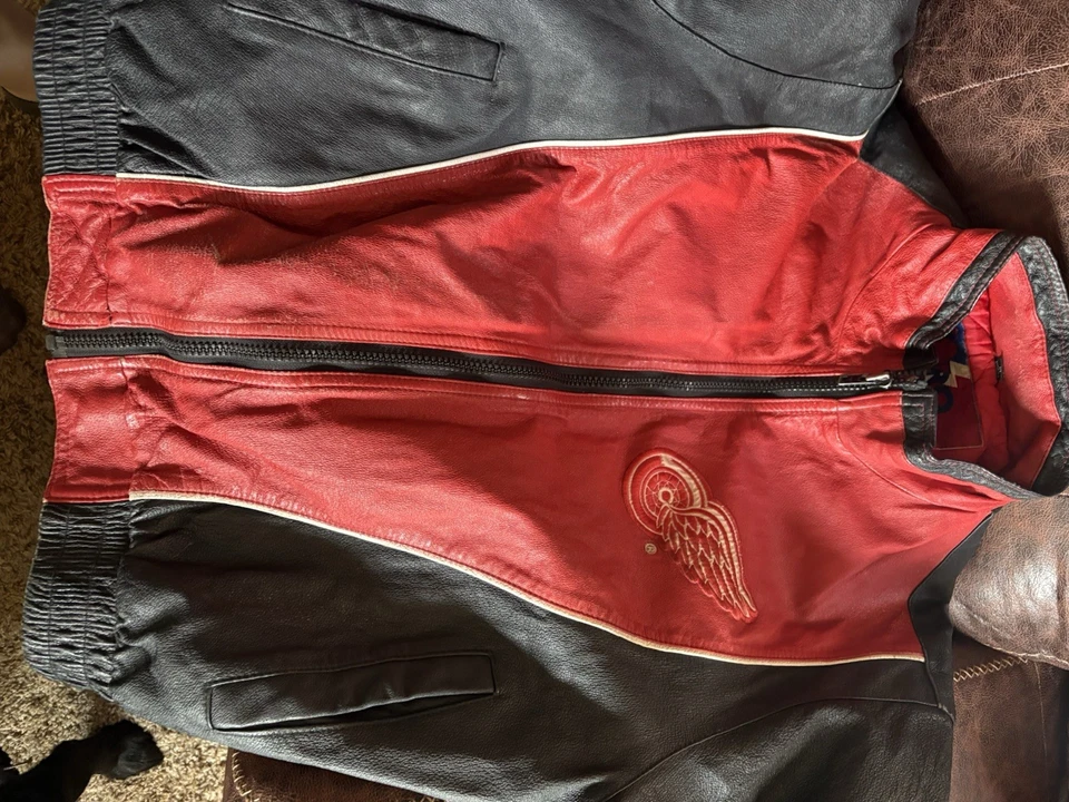 Vintage Pro Player NHL DETROIT RED WINGS Leather Jacket Mens Size Large - Image 2 of 4