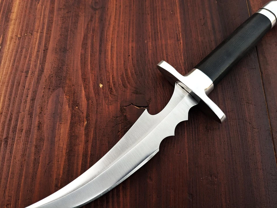 Red Hood Replica Knife - Carbon Steel Anime Cosplay Prop Knife - Batman Knife - Image 4 of 4