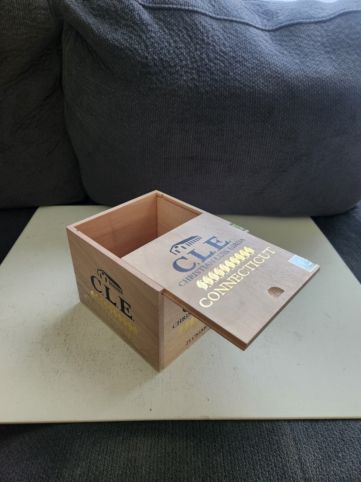 Eiroa C.L.E Connecticut Robusto Empty Wooden Cigar Box 5¼x5⅝x4¼
