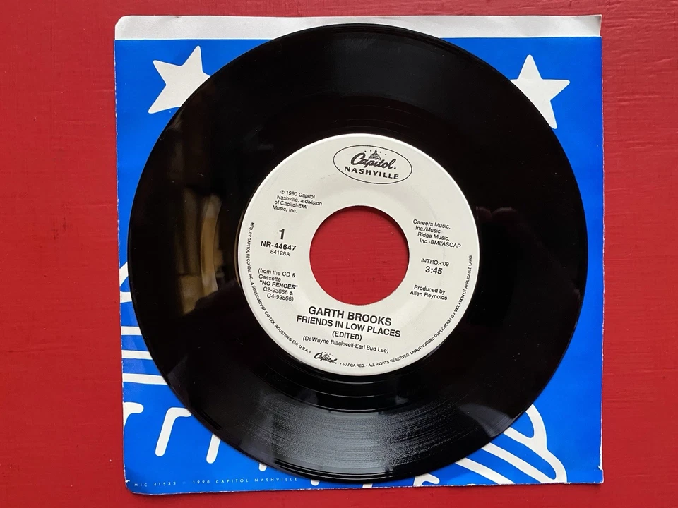 Garth Brooks – Friends In Low Places - 1990 Capitol 7” Vinyl 45rpm - Near Mint! - Image 2 of 4