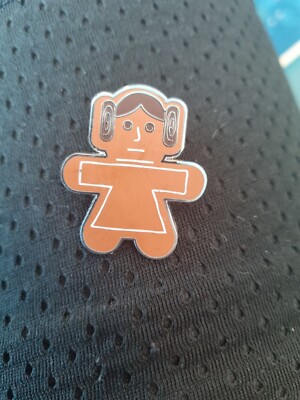 Disney Pin 2015 STAR WARS Gingerbread Series Mystery Princess Leia