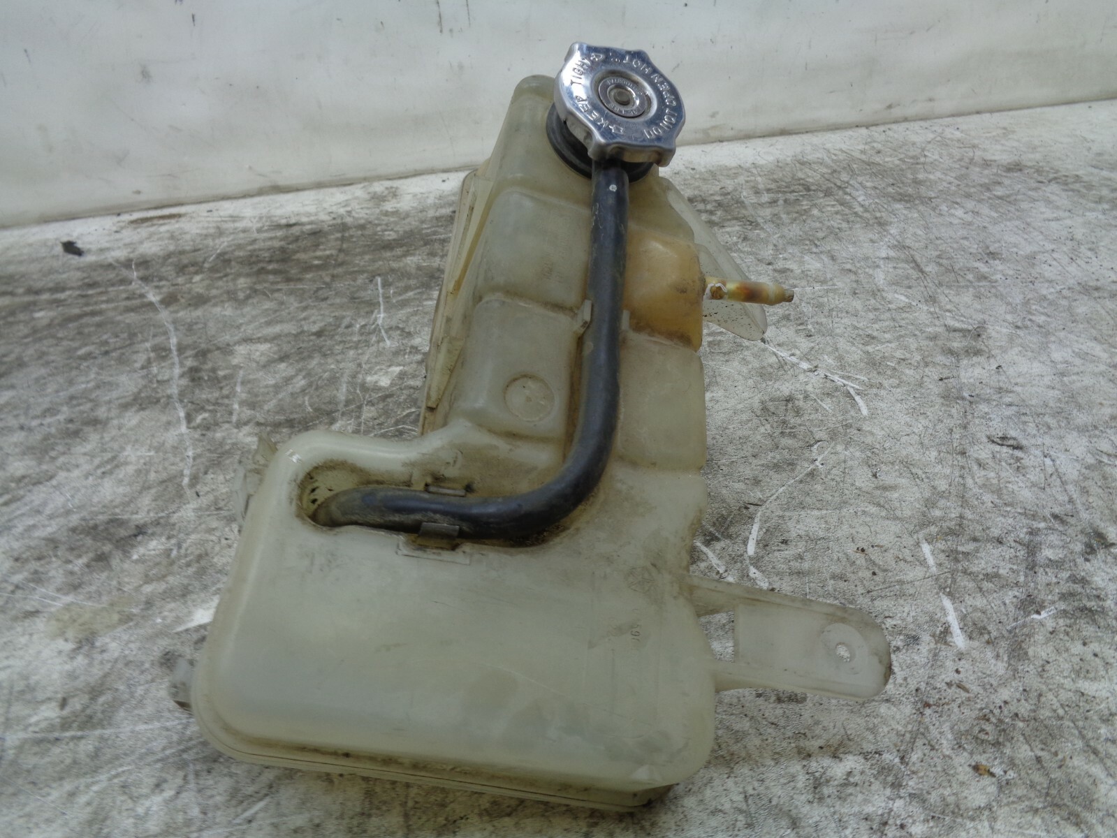 AK90643 20062010 Ranking TOP12 DODGE CHARGER RESERVOIR TANK RADIATOR