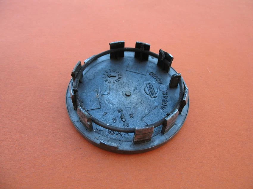 95 96 97 98 99 NISSAN MAXIMA 1 TAPACUBOS TAPACUBOS TAPACUBOS CUBIERTA CENTRAL FABRICANTE DE EQUIPOS ORIGINALES #2 Foto 3 de 3