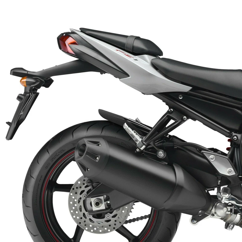 Extensión guardabarros Pyramid Hugger negro Yamaha FZ1 FZ8 2006-2014 Foto 2 de 4