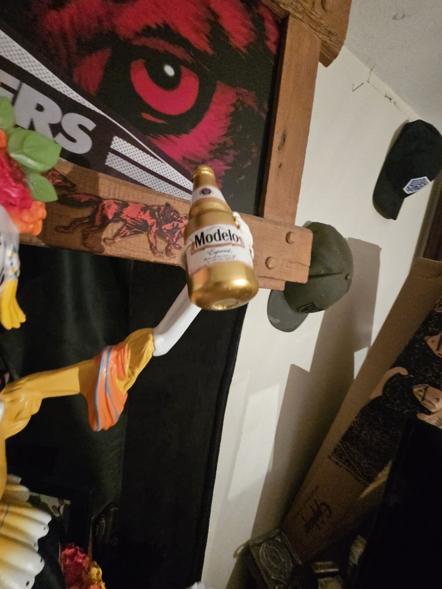 Modelo Beer Day Of The Dead Giant Bobblehead Statue RARE 24