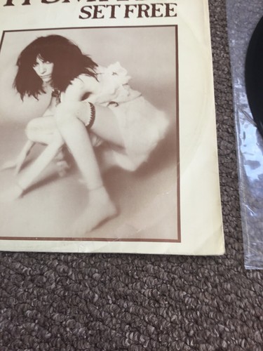 Patti Smith Group-Privilege (set Me Free) 1978 Arista 12” U.K. Press Pic Cover - Picture 5 of 13