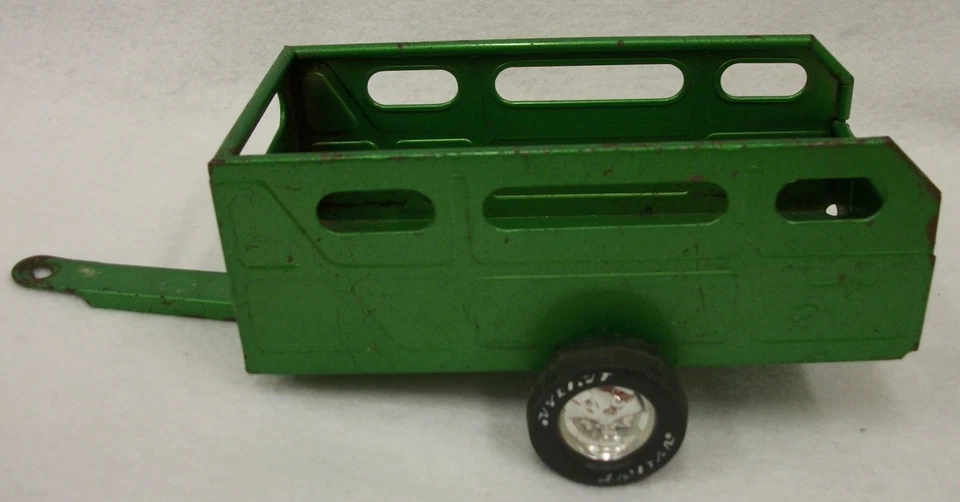 Vintage Nylint Green Pressed Steel Farm Trailer - Image 3 of 4