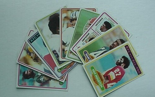1980 TOPPS Football Singles (265-528) 36¢ each w/discount ***$2.50 MINIMUM***