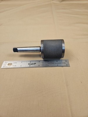 American Machine & Foundry Co wahlstrom Chuck 28-16