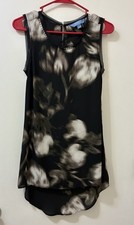 SIMPLY VERA WANG Womens Small Sleeveless Blouse Tunic Blurred Flowers