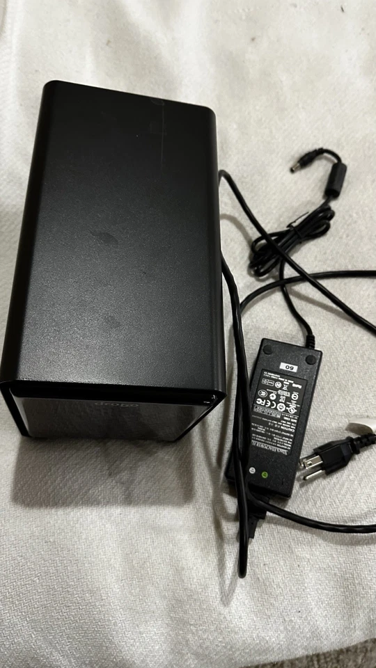 Drobo FS DRDS2-A 5-Bay (No HDDs included) - Image 3 of 4