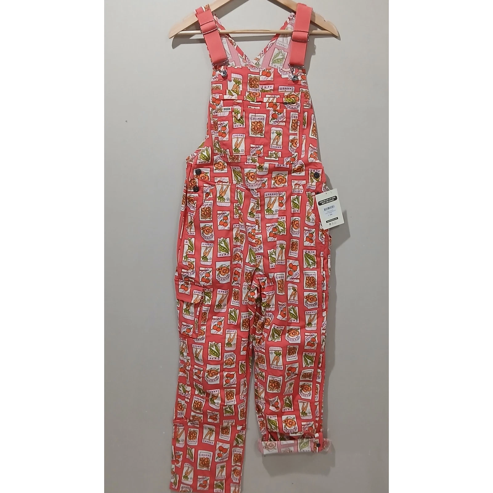 DULUTH TRADING Heirloom Gardening Bib Overalls XS X 31 NWT Coral Seed Packets