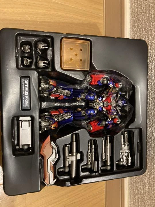 Transformers Optimus Prime Figure Revoltech Series 30 Kaiyodo Japan Import - Image 3 of 4