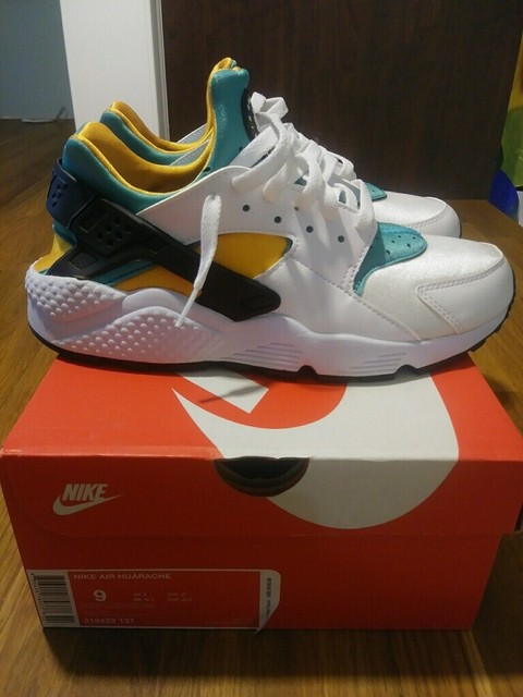 nike huarache gold for sale