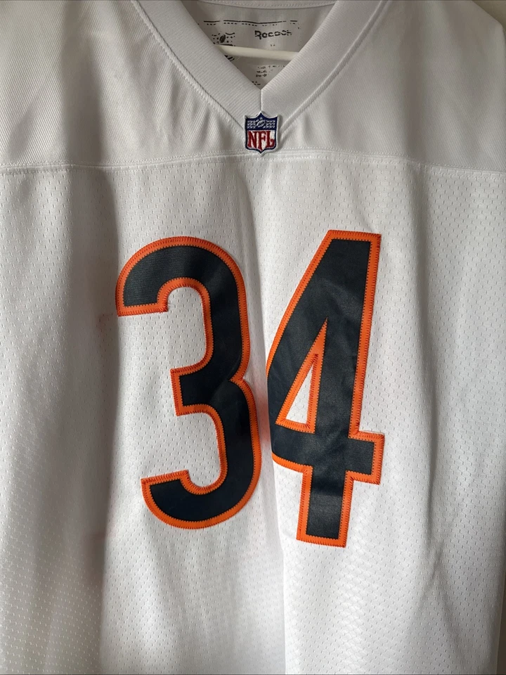 Camiseta masculina Reebok VTG Walter Payton #34 Chicago Bears Reebok Throwback tamanho G - Imagem 2 de 4