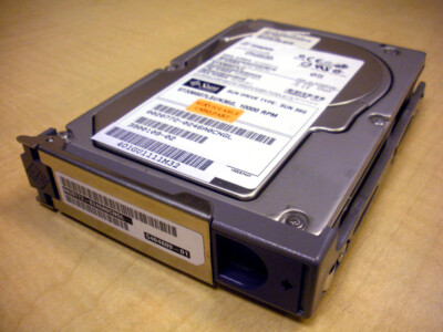 Sun 540-4689 X5244A 36GB 10K SCSI Hard Drive w/ Spud Bracket