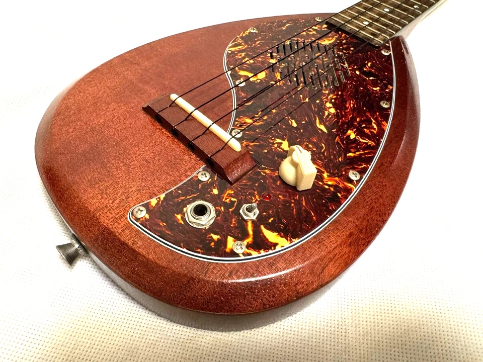 VOX ELEUKU Electric Ukulele Built-in Speaker w/Case - Image 3 of 4