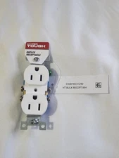 (Lot of 20) Hyper Tough Grounding Duplex Electrical Outlets 53129, 15A, White
