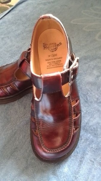 Women Dr.Martens Sandals Burgundy Leather 37