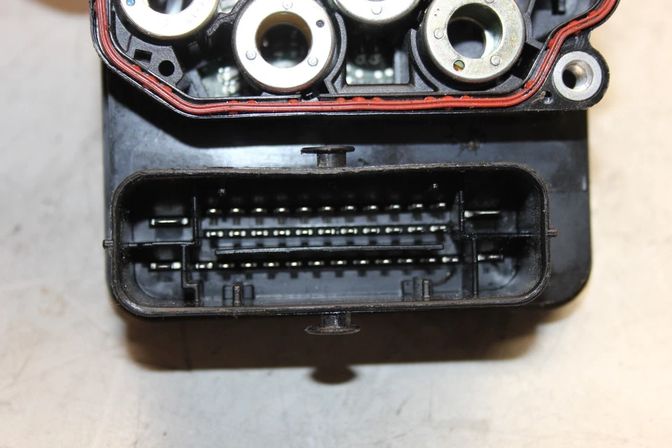 Módulo de bomba ABS 2014-2017 Honda Odyssey 28,5161-1011,3 (NB37) Foto 3 de 4