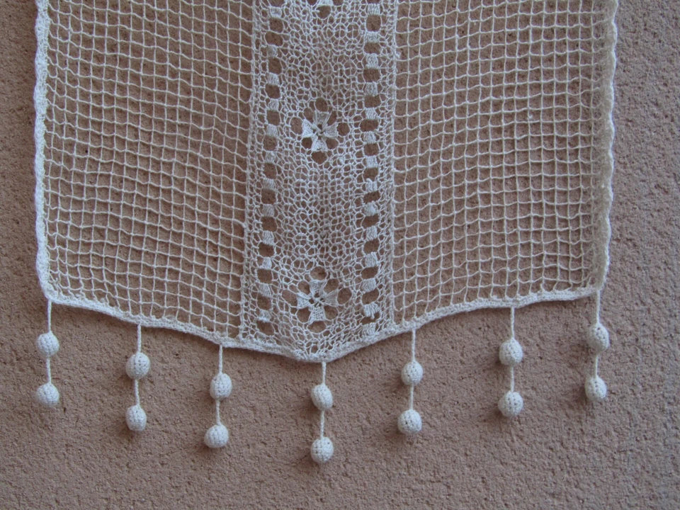 paire de rideau ancien en filet fait main largeur 39 cm hauteur 62 cm - Photo 3/4