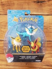 TOMY Pokemon Vaporeon Jolteon Flareon Figure 3 Pack New Sealed RARE 2017 Eevee
