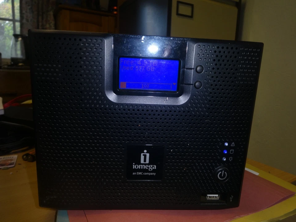 Iomega Storcenter IX4-200D Network Attached Storage - Image 4 of 4