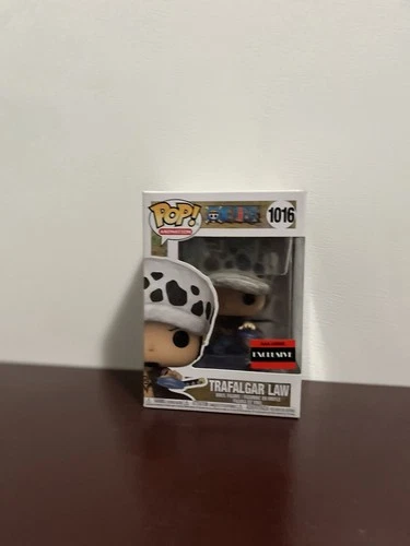 Funko Pop Animation One Piece Trafalgar Law AAA Anime Exclusive #1016