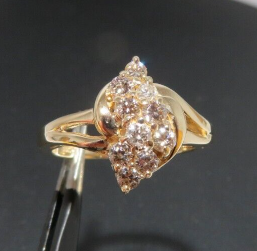 14K YG LADIES DIAMOND CLUSTER 0.25 tcw SZ 6.5 4.41 grams (AI-2098