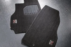 OEM NEW Front & Rear Carpet Floor Mat w/ Metal Logo 09-20 Nissan GT-R G4900JF31A - Image 2 of 2